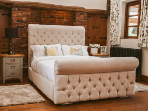 Grande Sleigh Bed